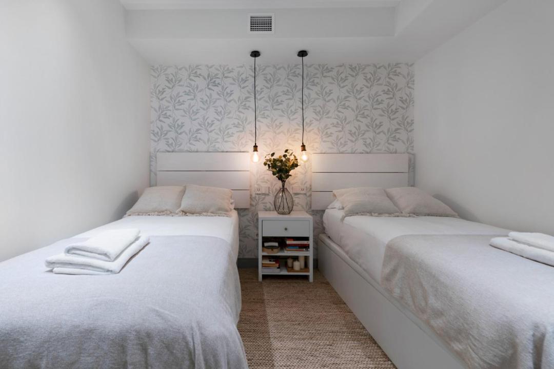 2 Bedrooms 1 Bathroom Furnished - Justicia - Executive Style - Mintystay Madrid Exteriér fotografie